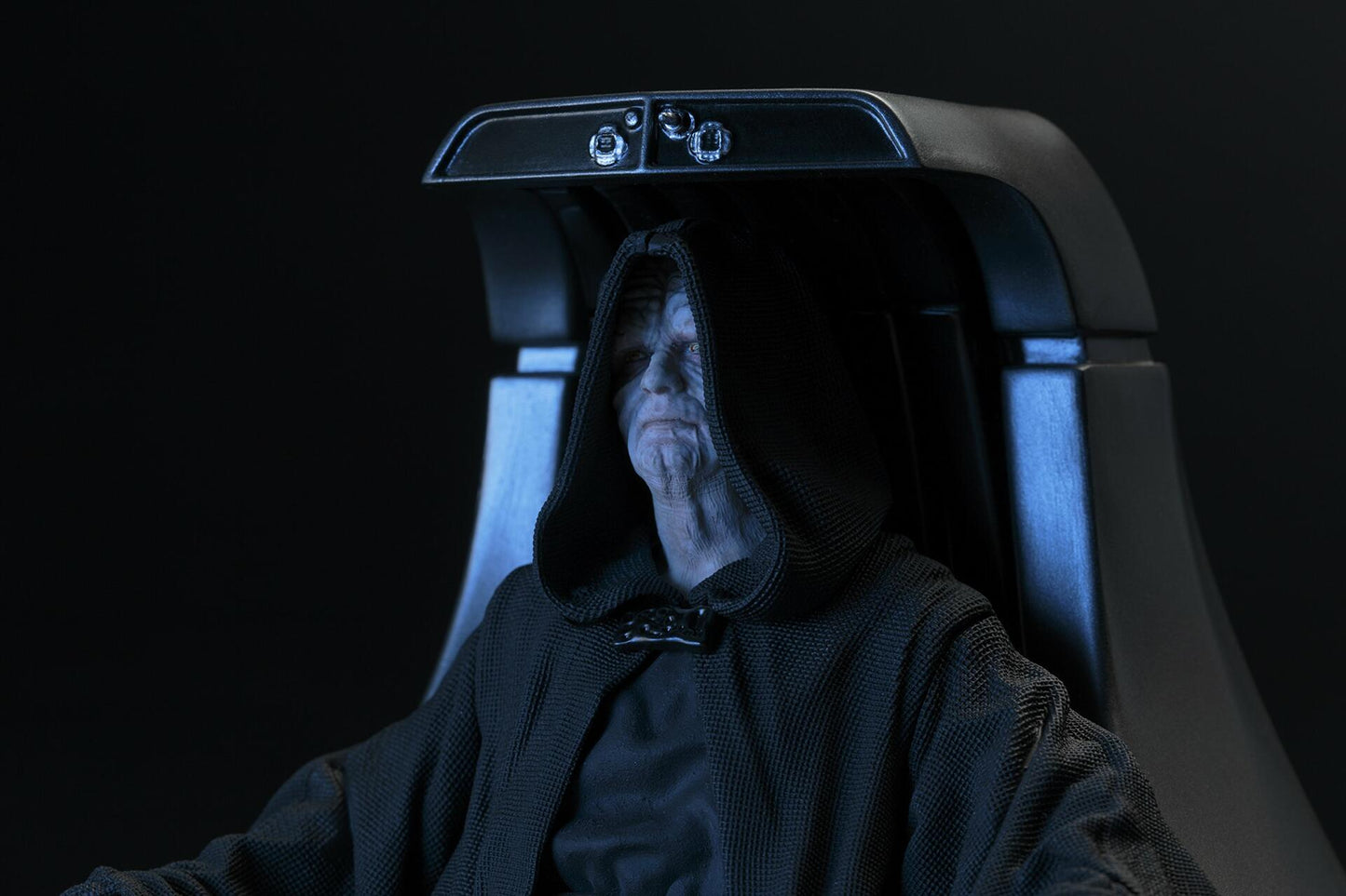 Kotobukiya Star Wars: Emperor Palpatine Artfx+ Statue