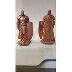 Modèle 3D haute résolution d'un chevalier page en armure médiévale fantastique.