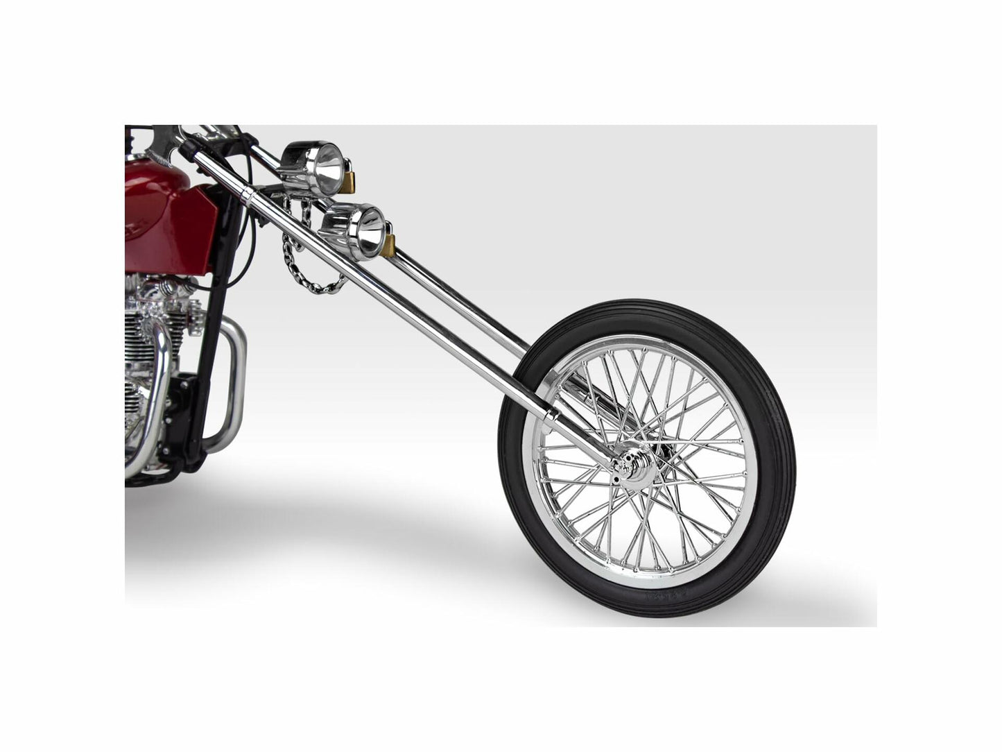 Revell 17325 Evil Iron Trike 1:8 Scale 153-Piece Skill Level 5 Model Motorcycle Bike Building Kit, White